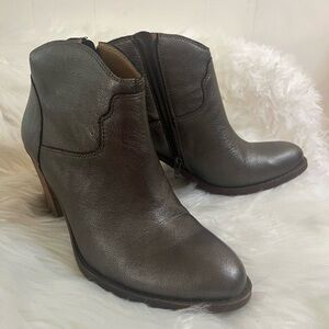 Dark gray metallic sheen chunk heeled booties heels - women’s size 8.5